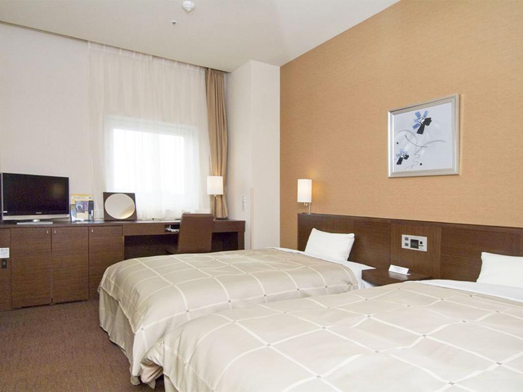 Hotel Route-Inn Higashimuroran Ekimae Exterior photo